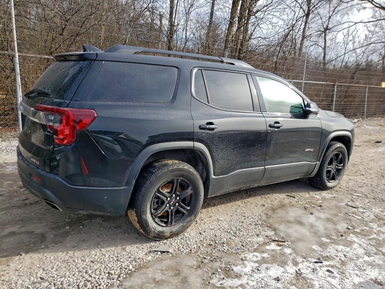 2021 GMC Acadia AT4