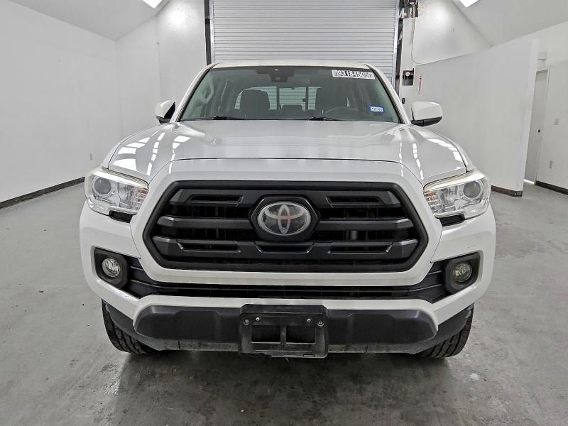 2018 Toyota Tacoma Double cab