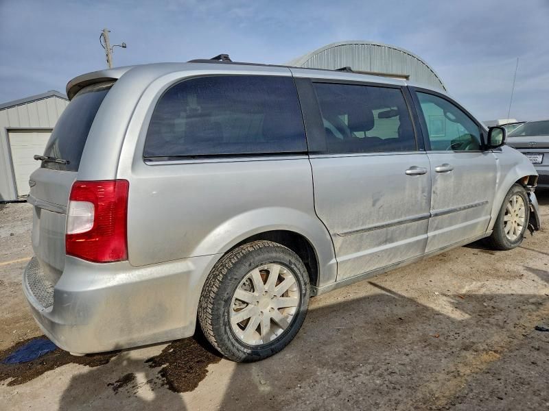 2012 Chrysler Town & Country Touring