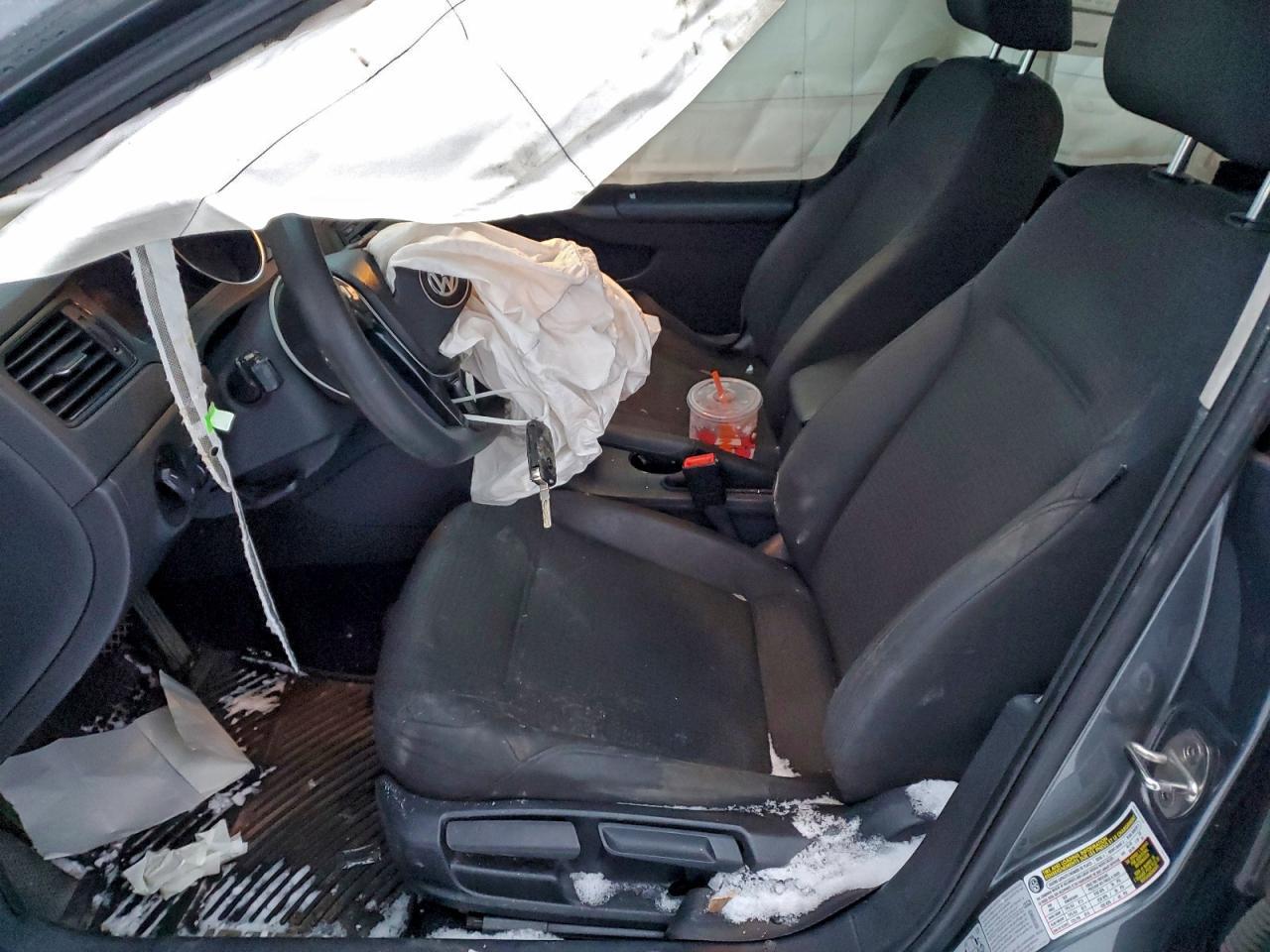 2015 Volkswagen Jetta Base