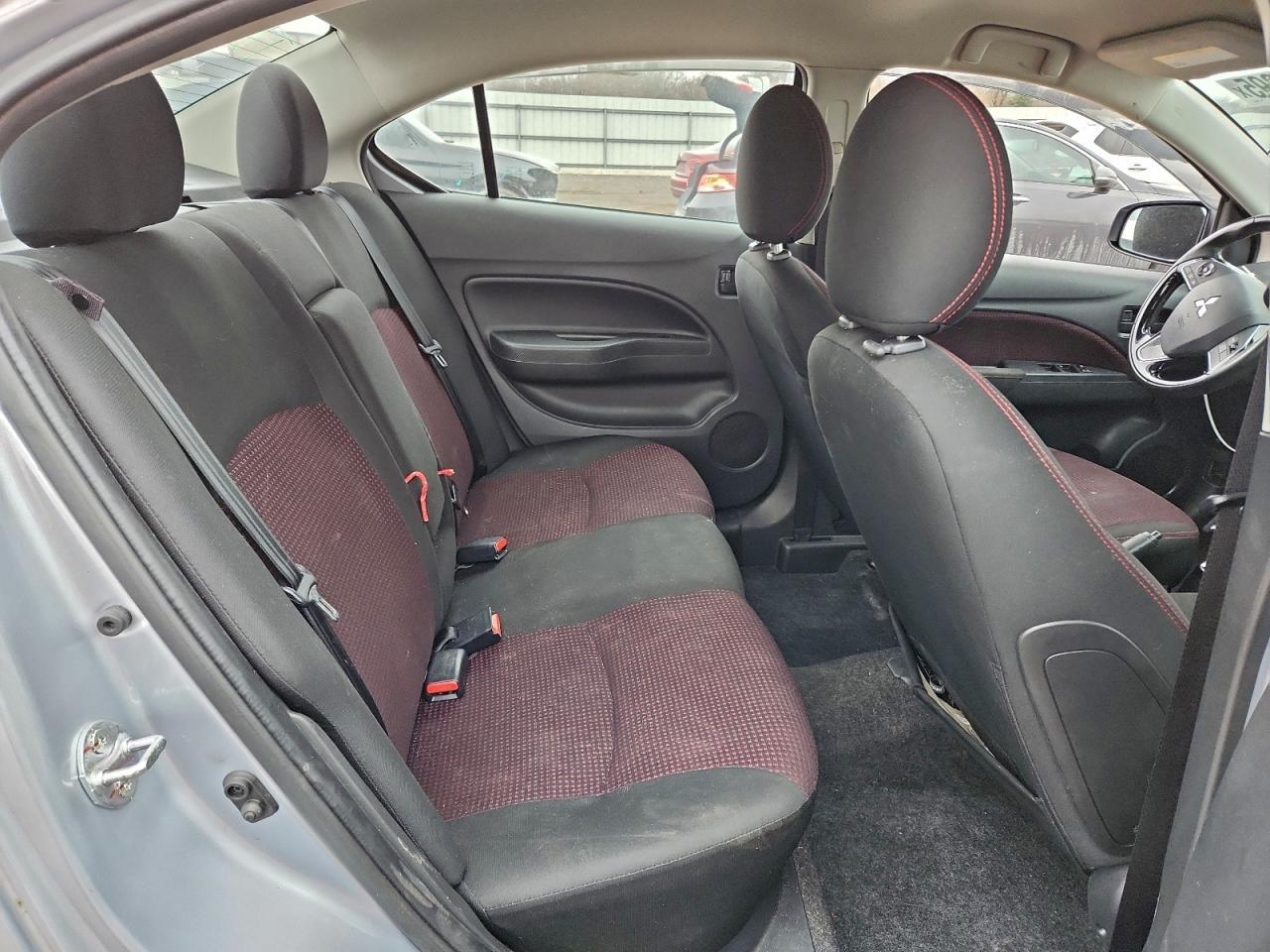 2023 Mitsubishi Mirage G4 es