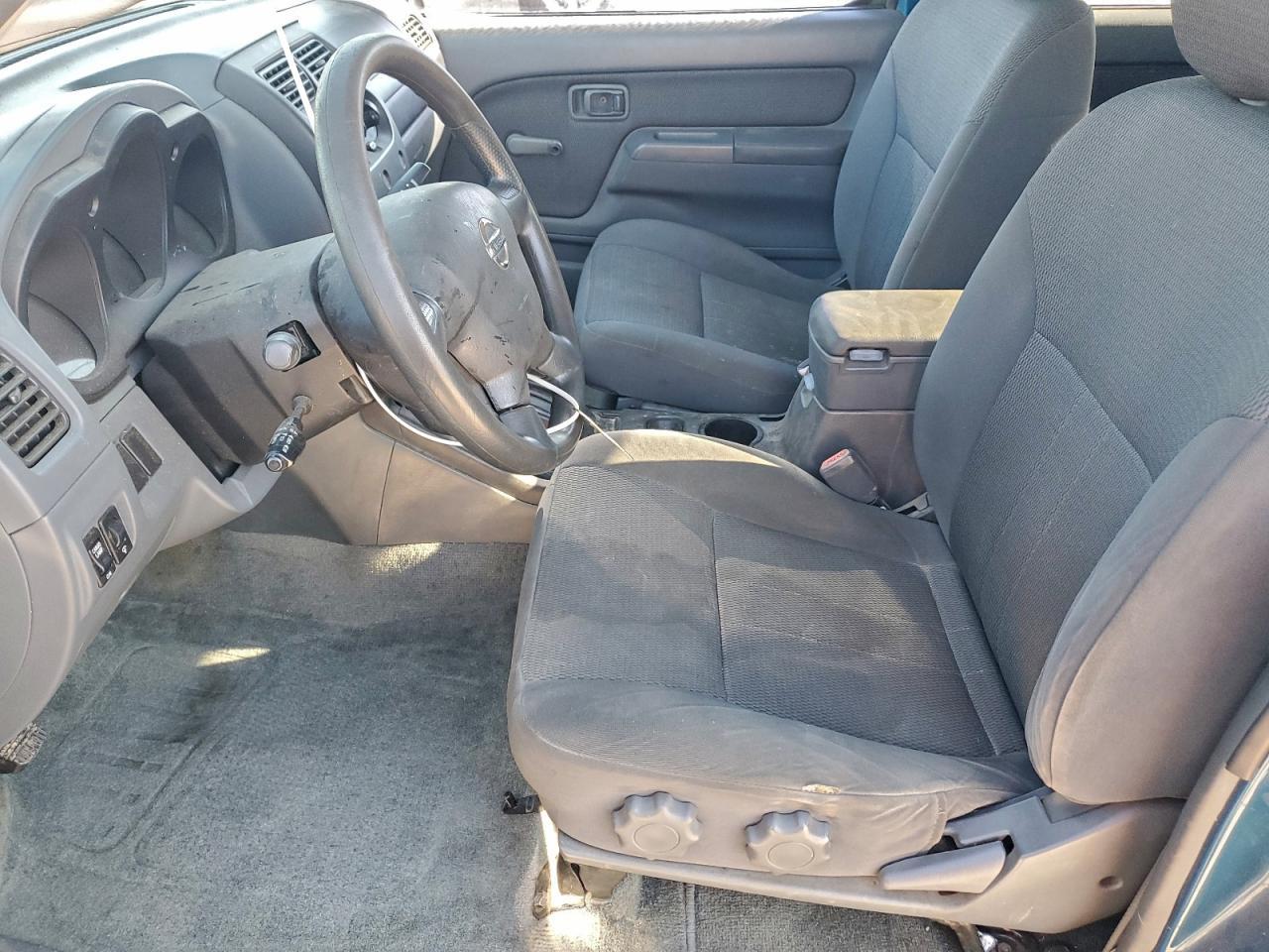 2003 Niss Frontier XE-V6