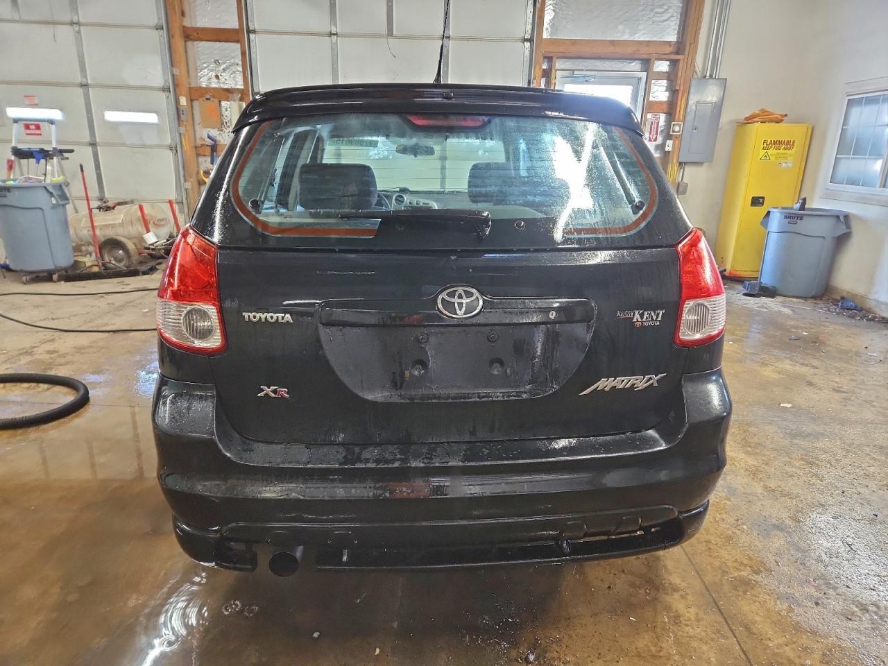 2004 Toyota Corolla Matrix xr