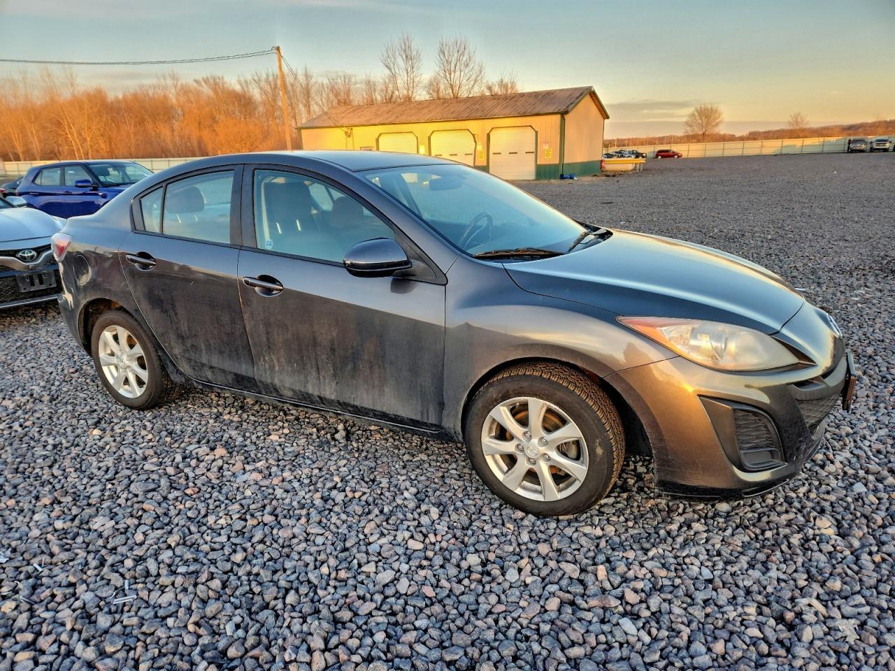 2011 Mazda 3 I