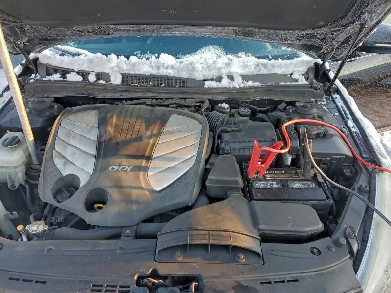 2014 KIA Cadenza Premium