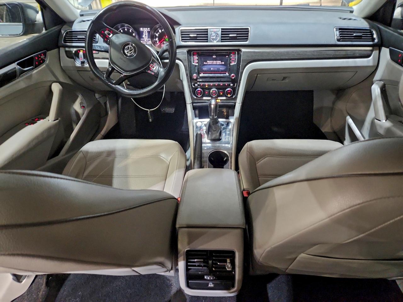 2017 Volkswagen Passat se