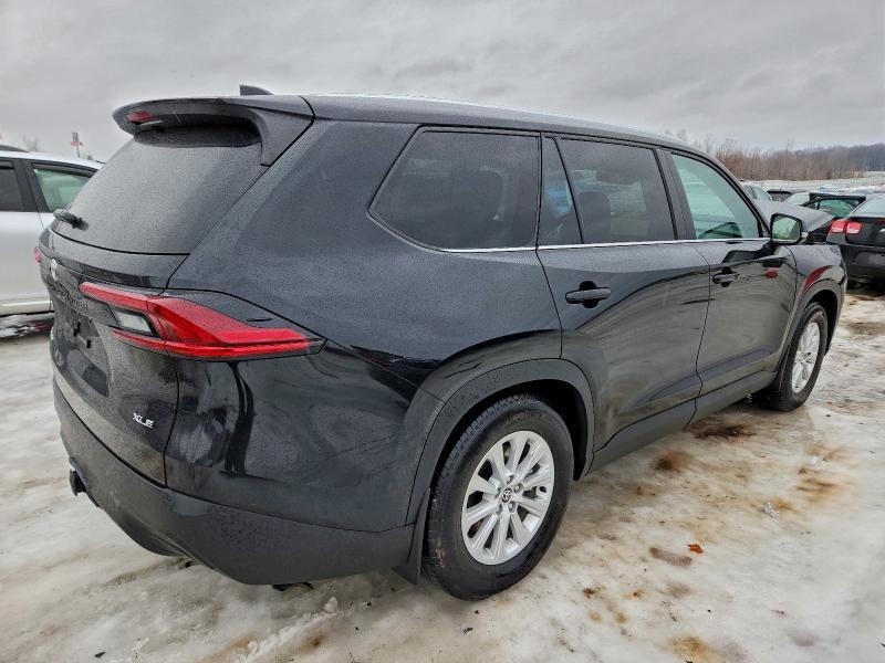 2025 Toyota Grand Highlander le