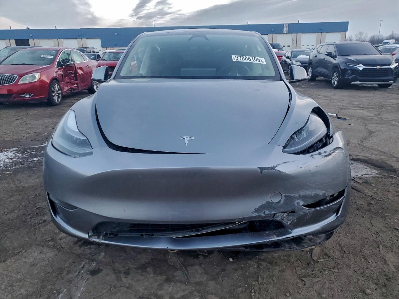 2025 Tesla Model y