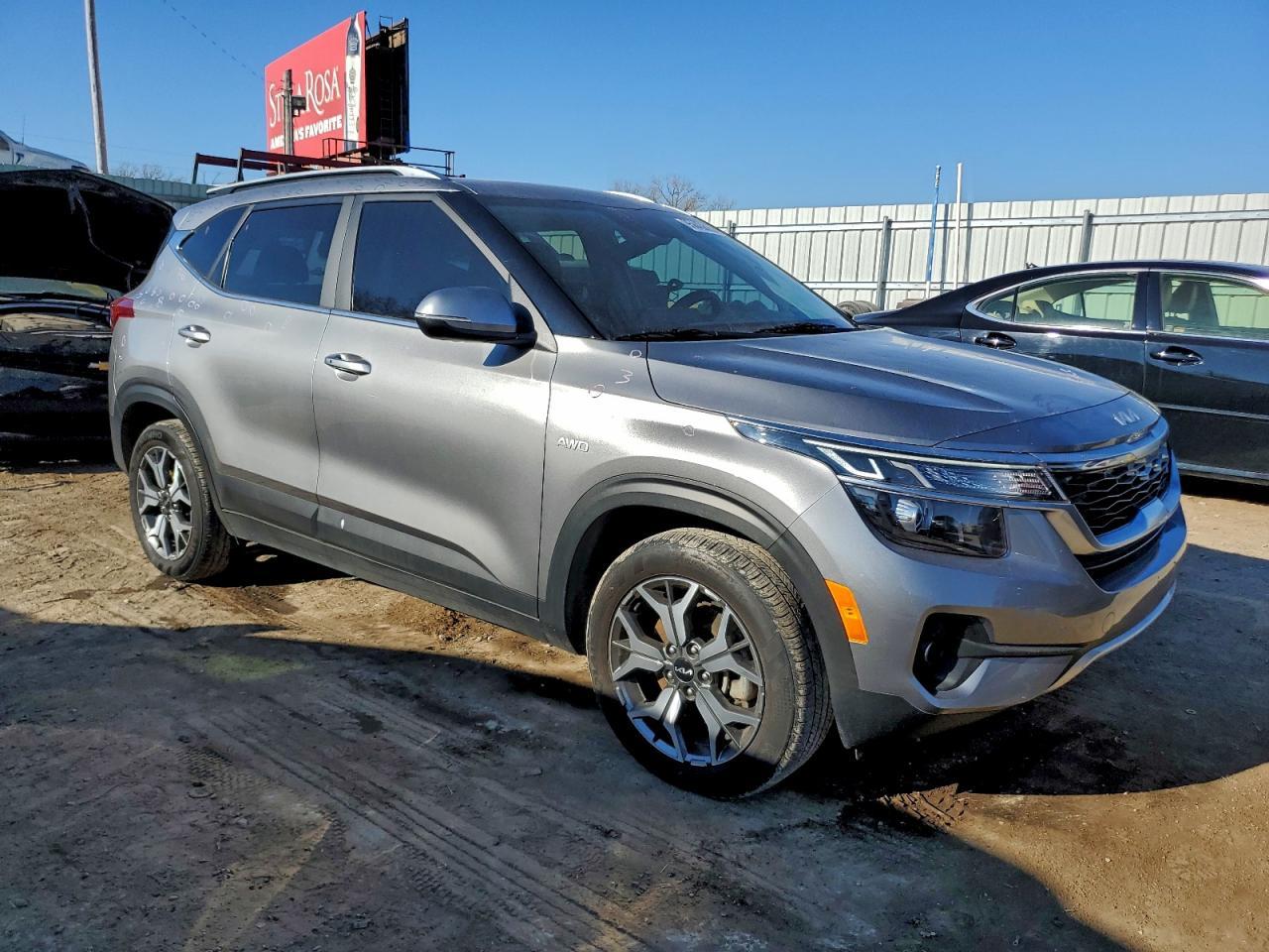 2023 KIA Seltos ex