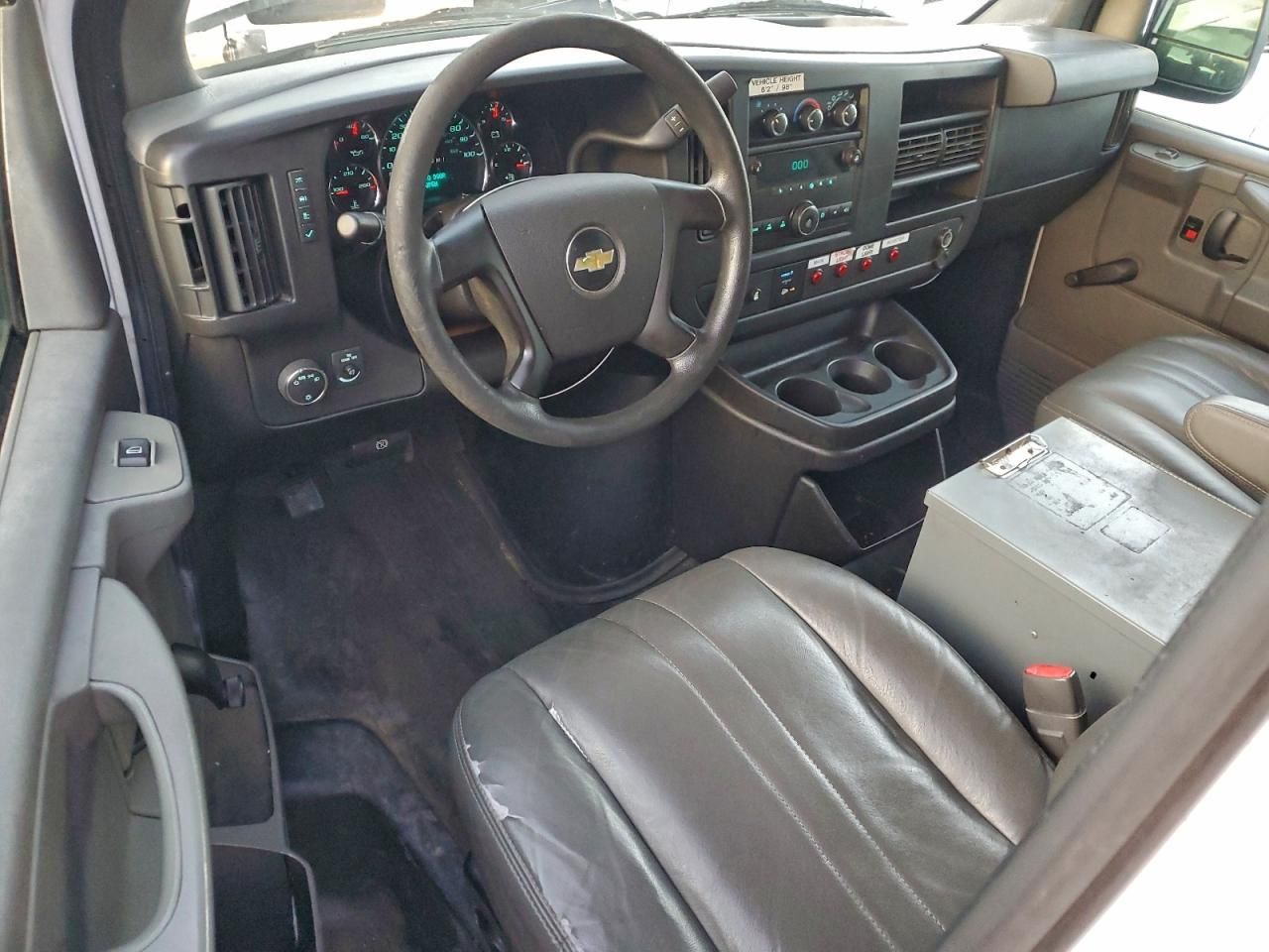 2013 Chevrolet Express G2500