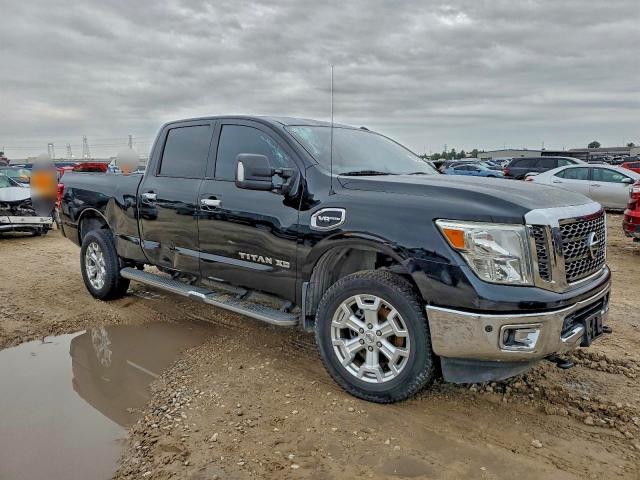 2017 Nissan Titan