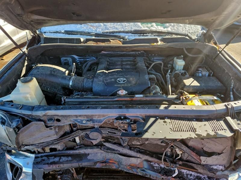 2019 Toyota Tundra Crewmax SR5