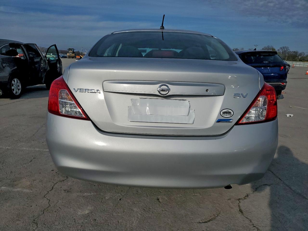 2014 Nissan Versa s