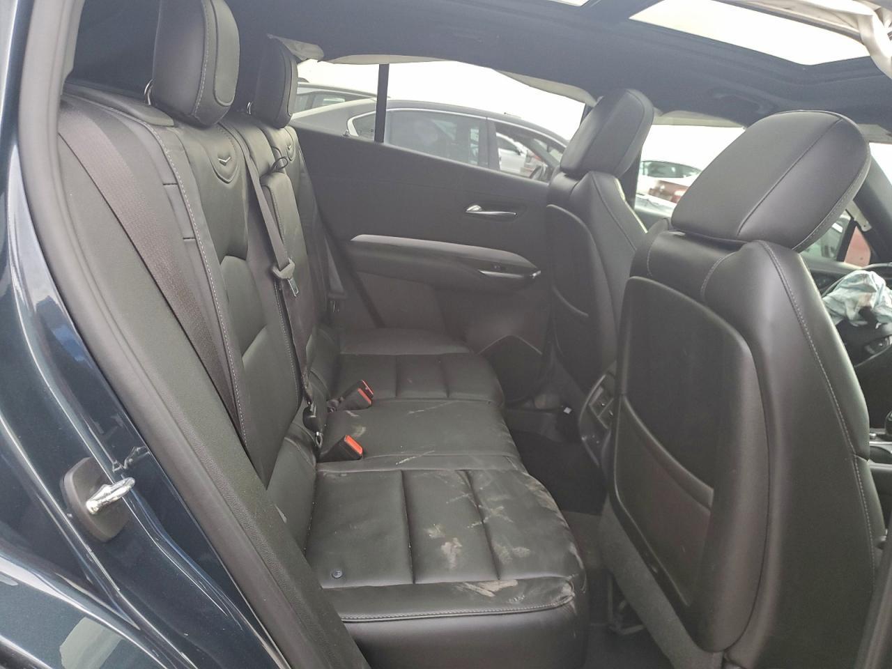 2020 Cadillac XT4 Premium Luxury