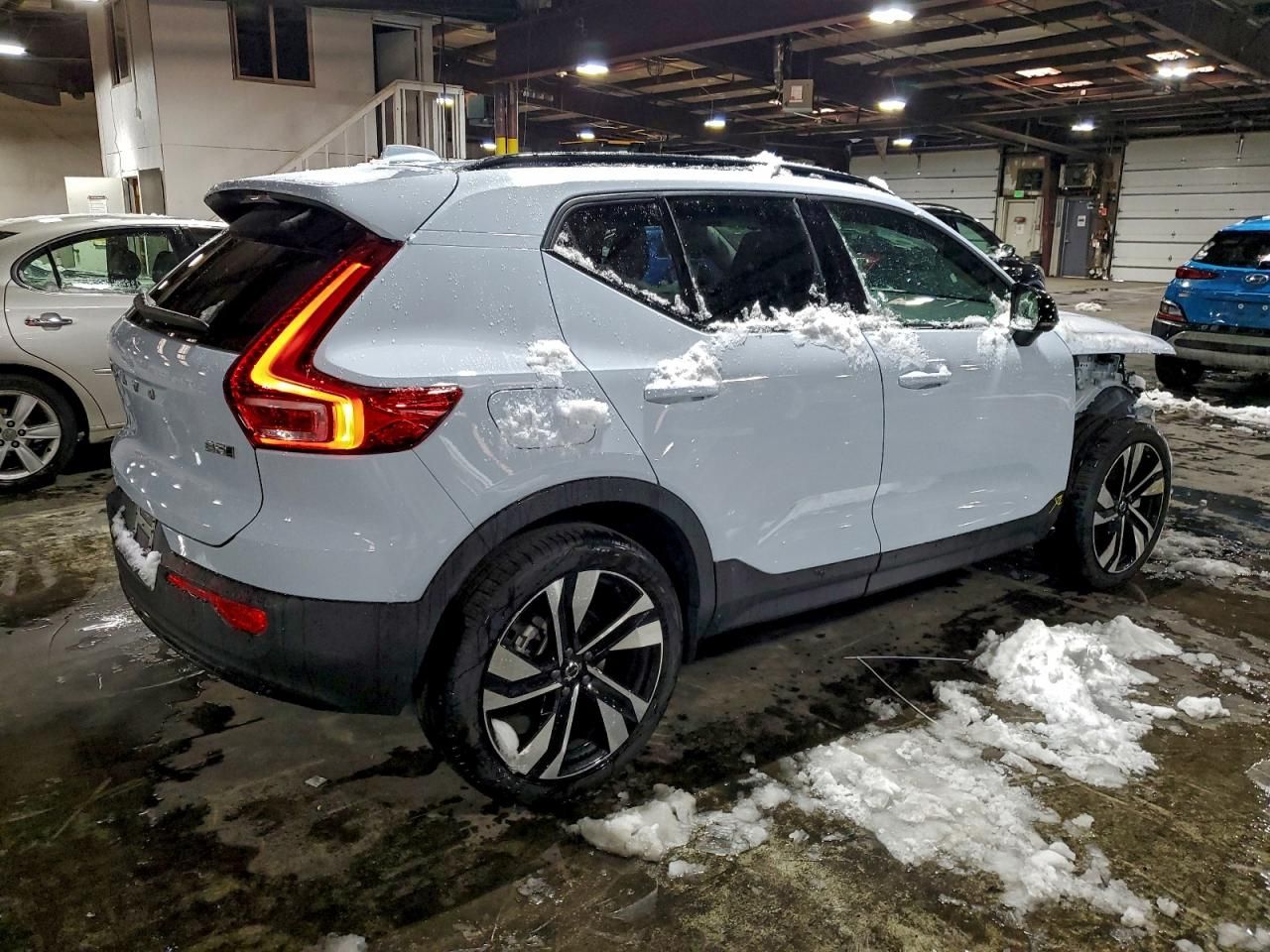 2025 Volvo Xc40 Plus