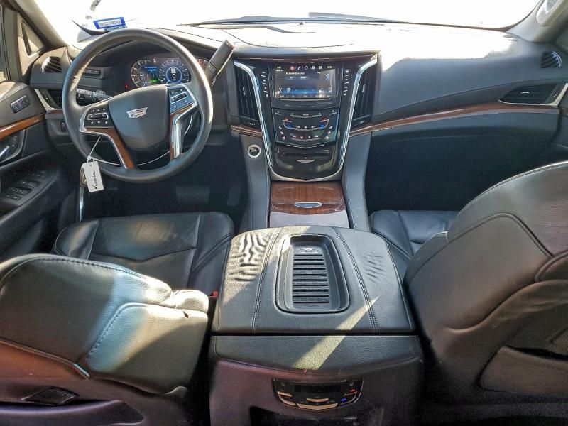 2018 Cadillac Escalade Luxury