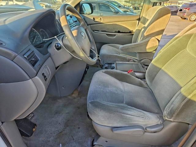 2009 Toyota Sienna ce