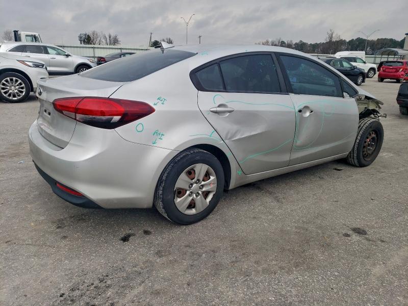 2018 KIA Forte lx