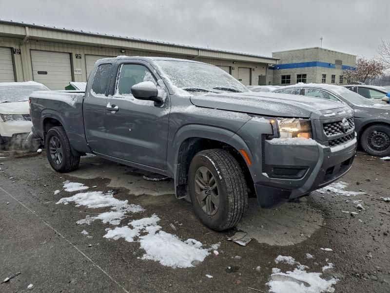 2025 Nissan Frontier s