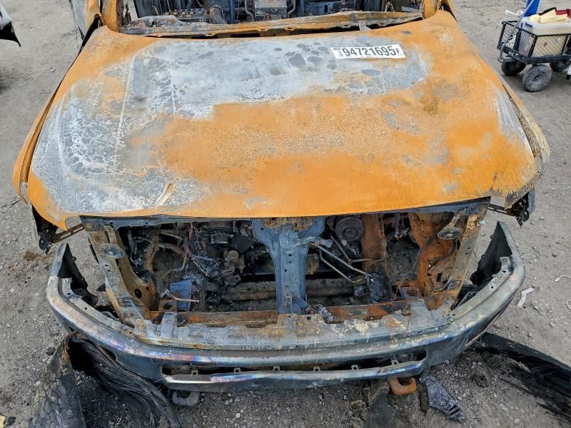 2016 Nissan Titan xd sl