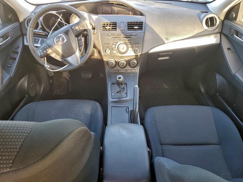 2013 Mazda 3 I