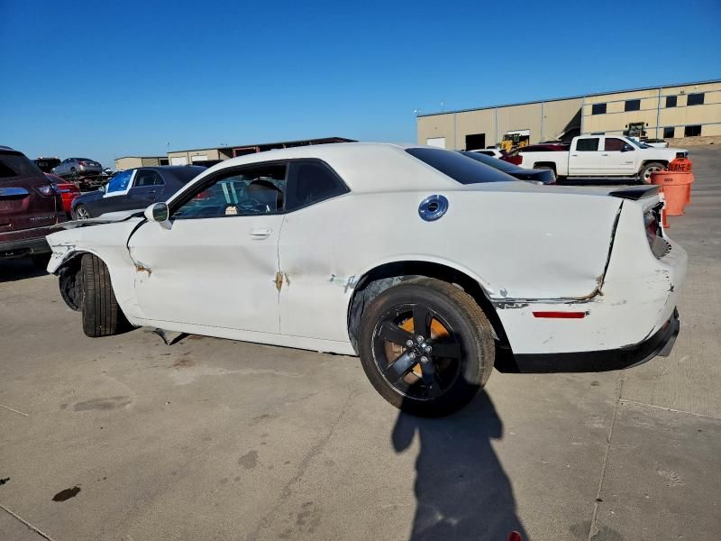 2016 Dodge Challenger sxt