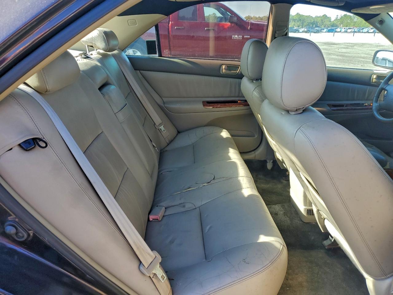 2002 Toyota Camry le