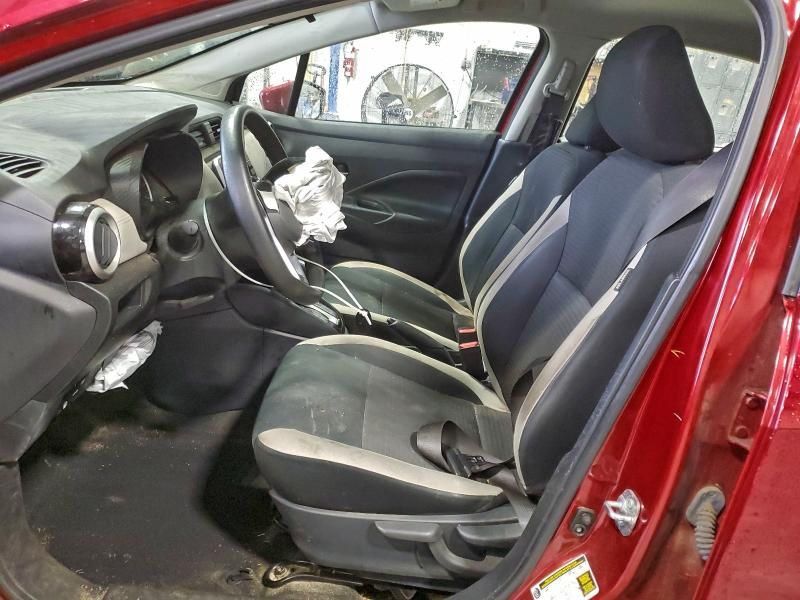 2020 Nissan Versa sv