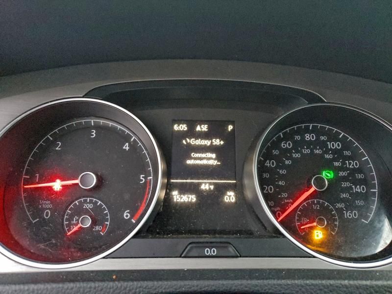 2015 Volkswagen Golf Sportwagen tdi s