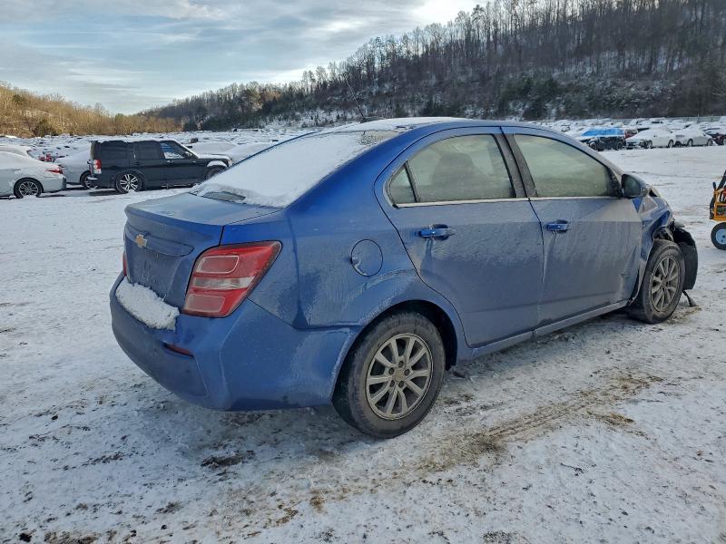 2017 Chevrolet Sonic lt