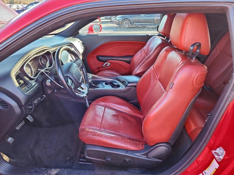 2015 Dodge Challenger sxt Plus