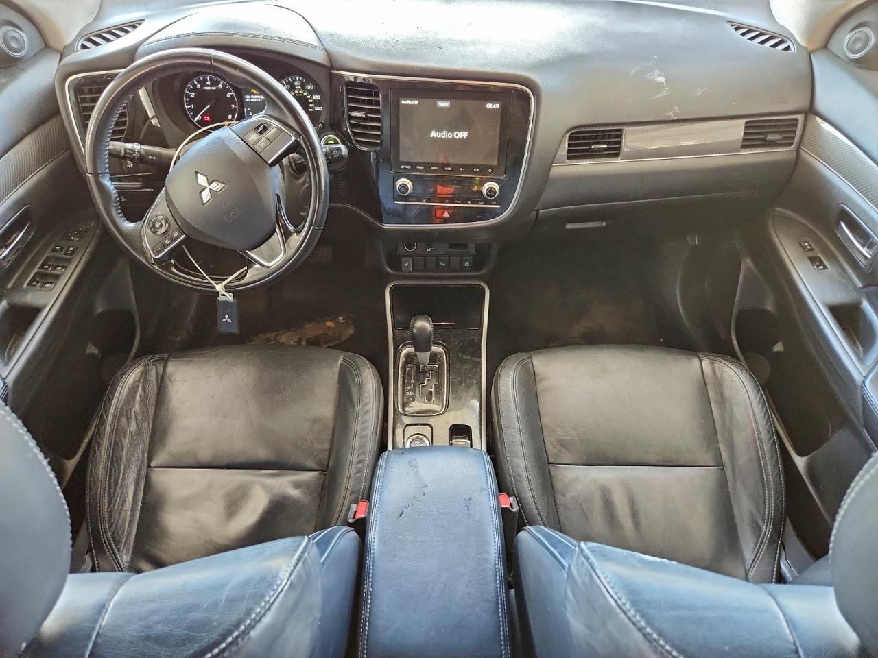2020 Mitsubishi Outlander se