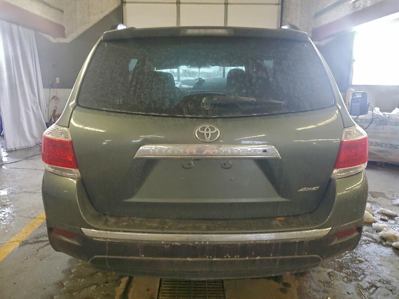 2011 Toyota Highlander Base