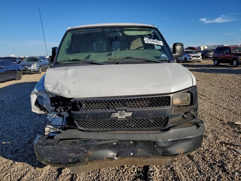 2016 Chevrolet Express G2500