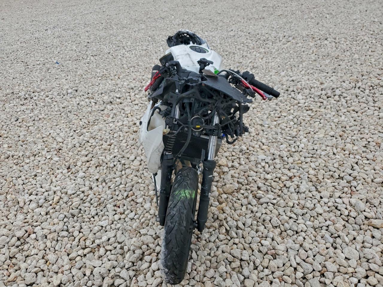 2023 Kawasaki EX400