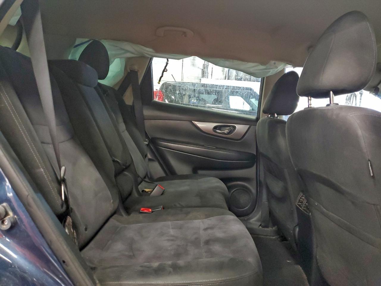 2015 Nissan Rogue s