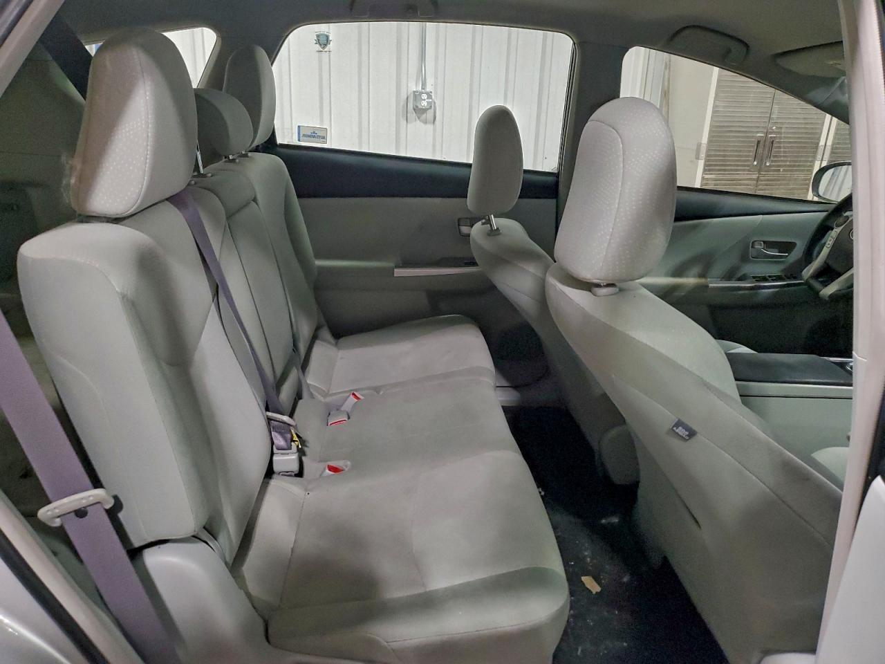2014 Toyota Prius v