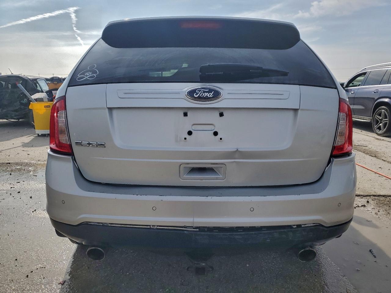 2012 Ford Edge se