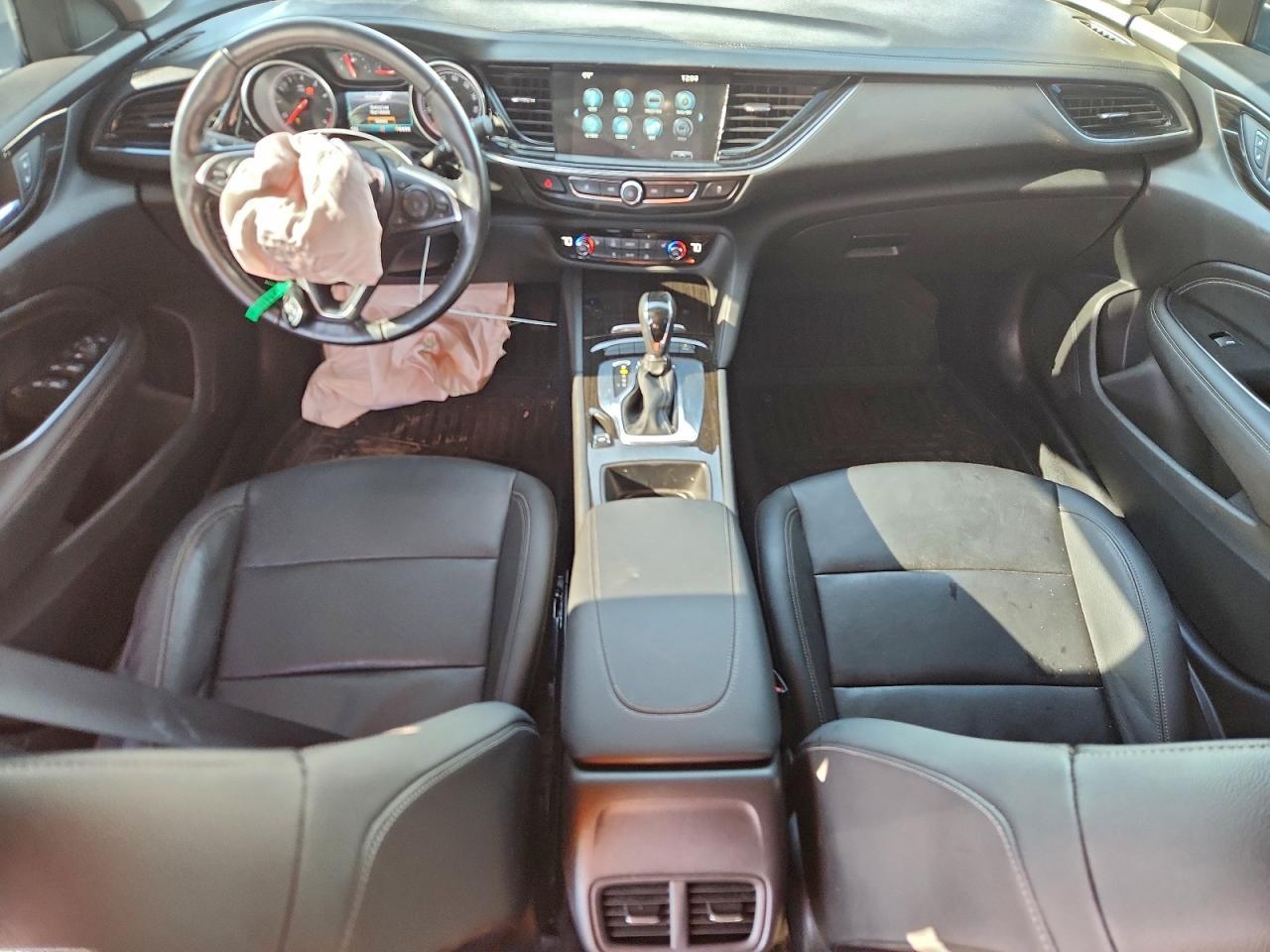 2018 Buick Regal Essence