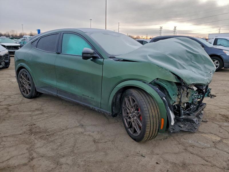 2025 Ford Mustang Mach-e gt
