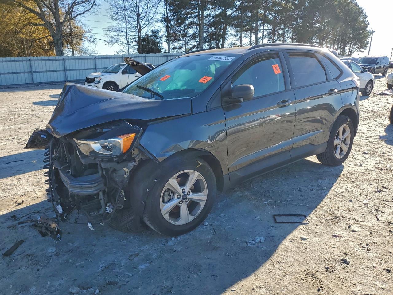 2020 Ford Edge se