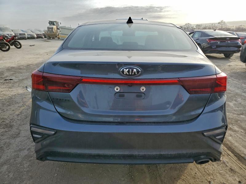 2020 KIA Forte fe