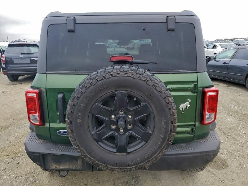 2024 Ford Bronco Black Diamond