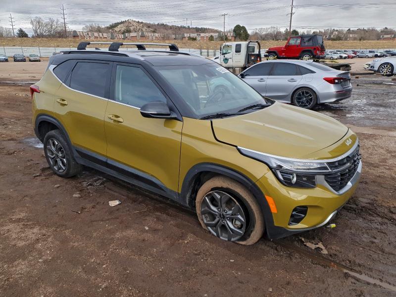 2024 KIA Seltos s