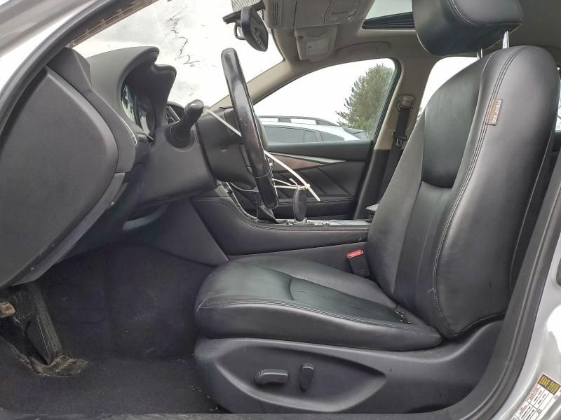 2015 Infiniti Q50 Base