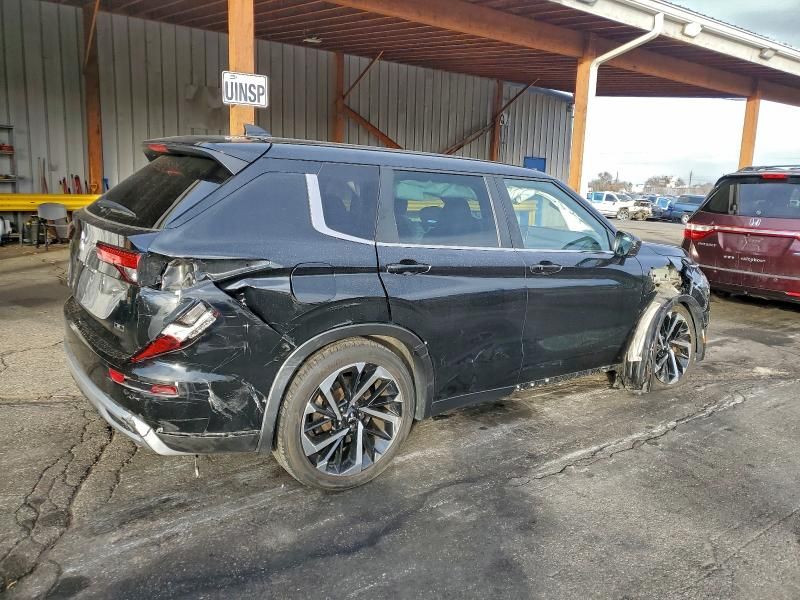 2023 Mitsubishi Outlander se