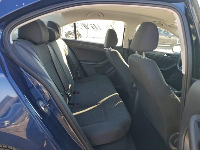 2013 Volkswagen Jetta Base