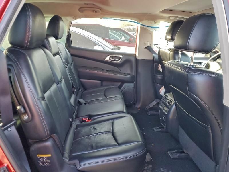 2017 Nissan Pathfinder s