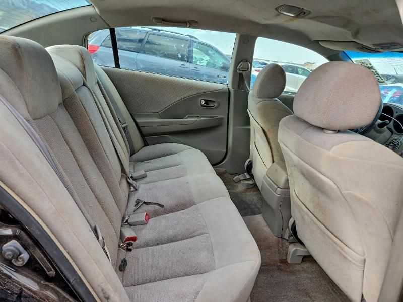 2002 Nissan Altima Base