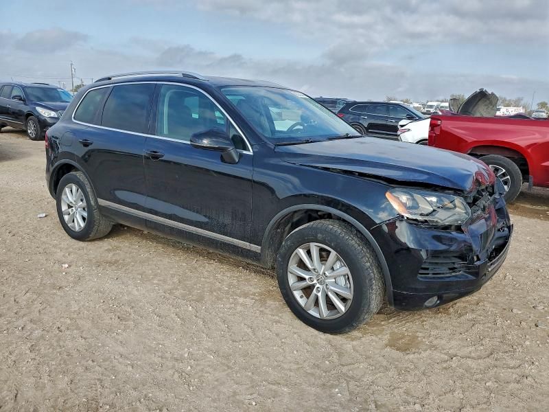 2013 Volkswagen Touareg V6